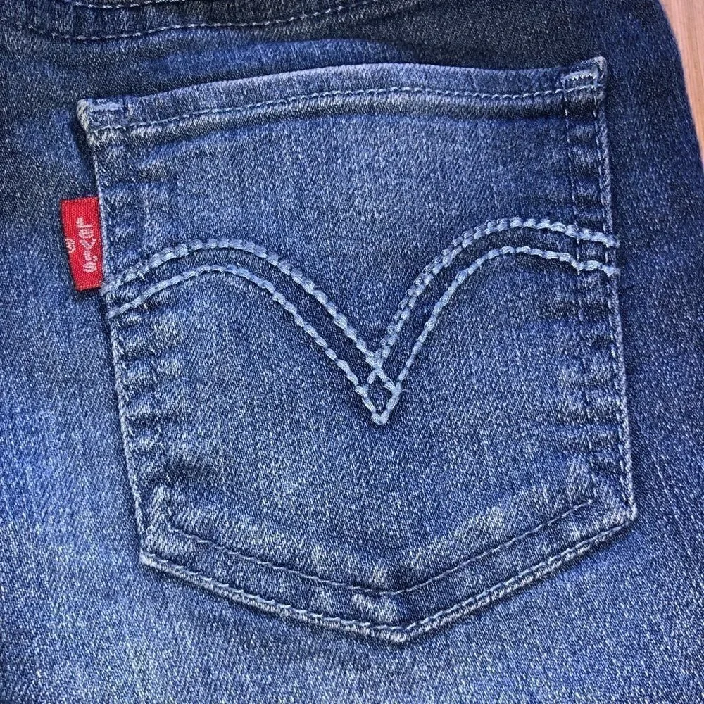 Levi's Classic Denim Legging Jeans - Picture 10 of 11
